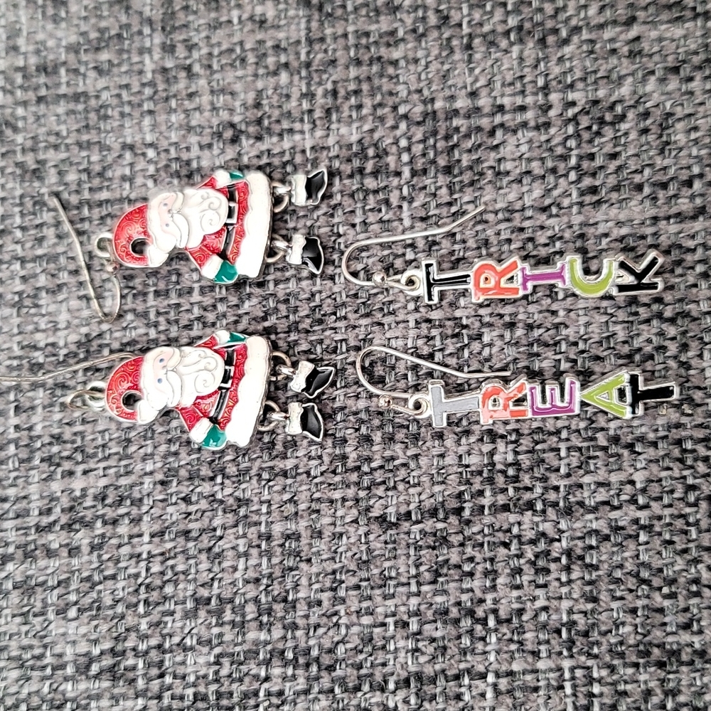 Holiday earring set